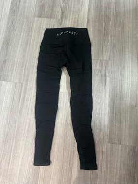 Black Alphalete leggings
